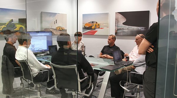 McLaren-Workshop-2