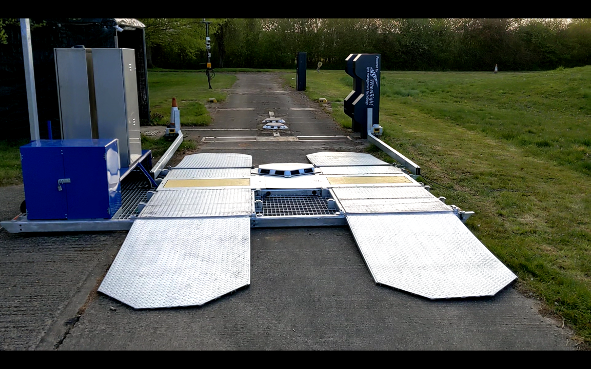 mobile tyre safety station. Tyre safety management station - Wheelright